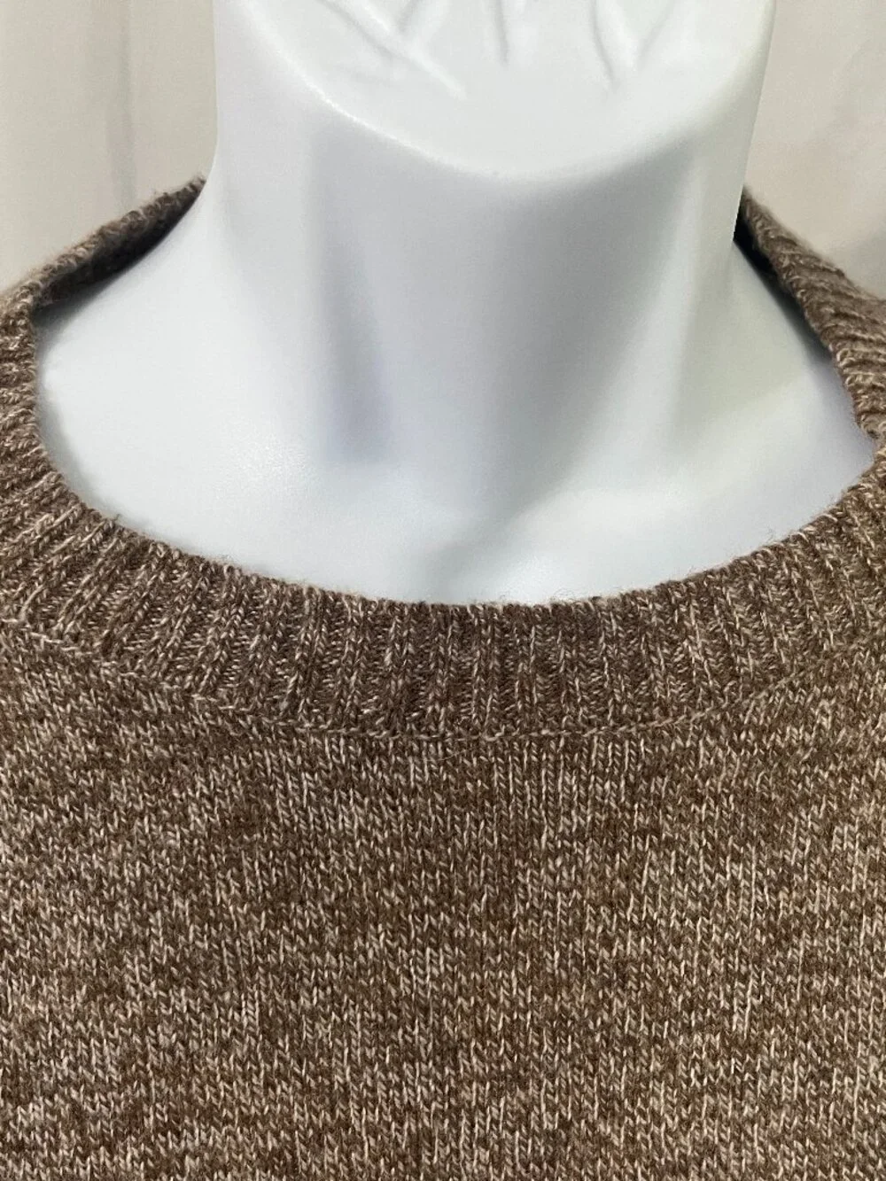 🧶 J. Crew Men’s L Lambswool Blend Crewneck Sweater Tan Flecked EUC ✨